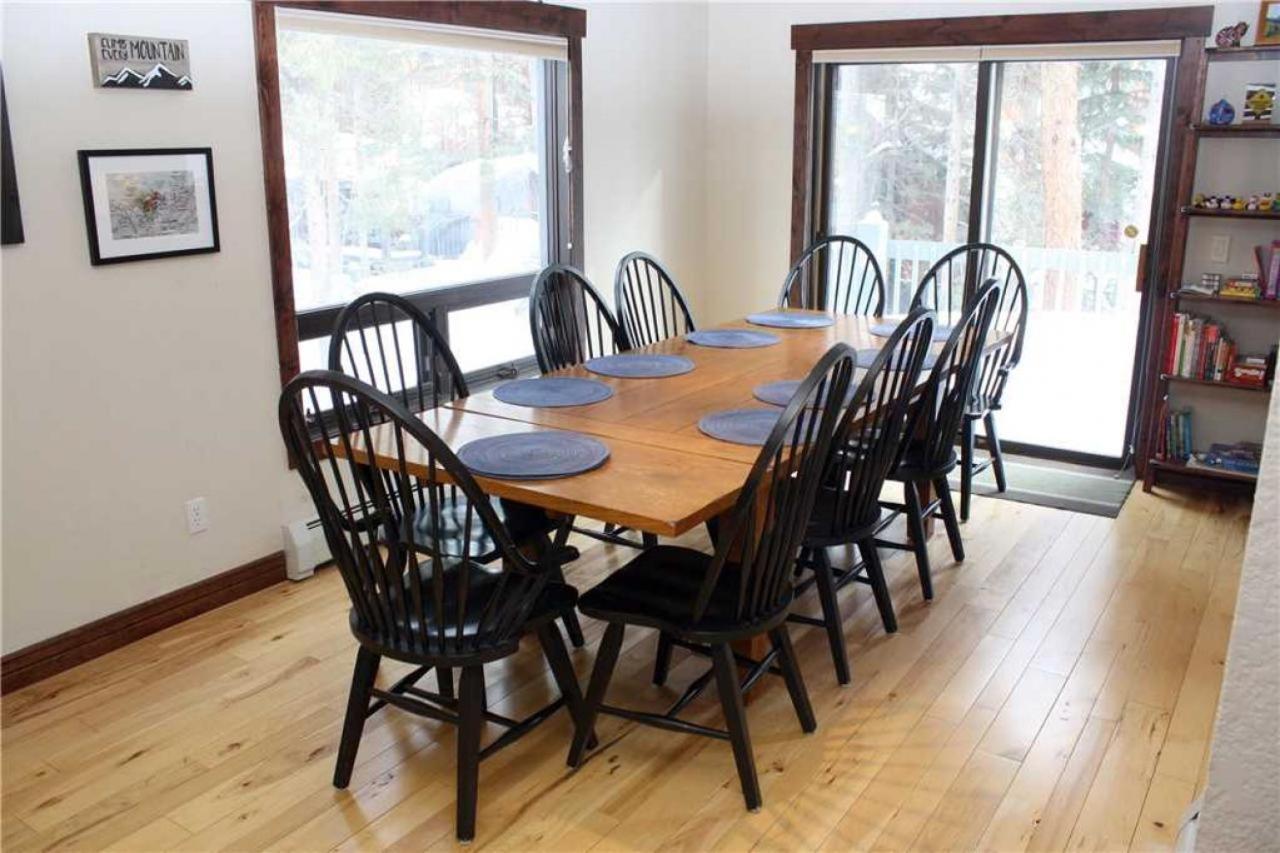 Pinecreek #E - 3 Bedroom - Pool And Hot Tub Access - Close To Town - Shuttle To Slopes Breckenridge Exterior photo